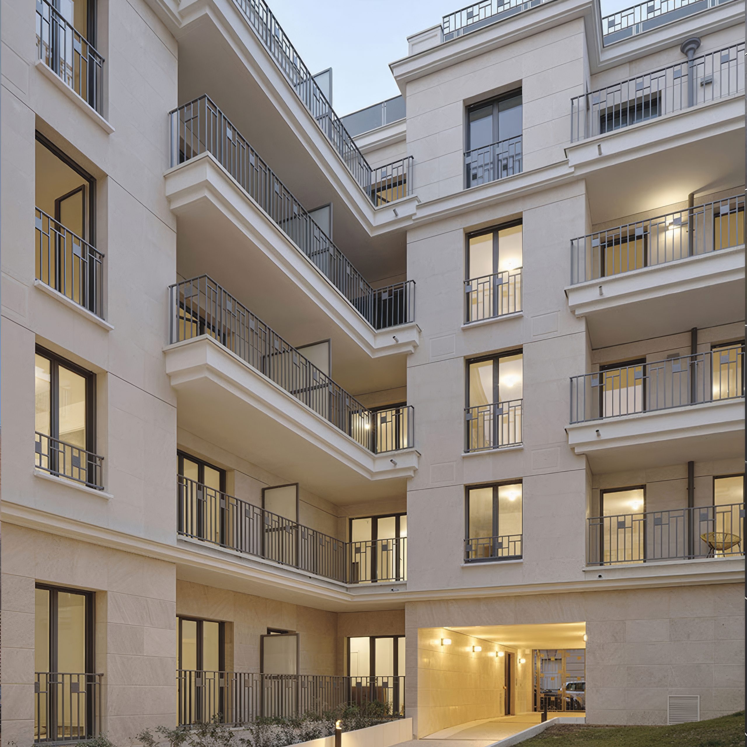 UPSCALEclichy-village-serpi-promotion-facade-topaz-upscale-6x